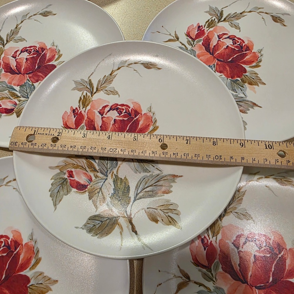 Melamine Dinner Plates 9" White Red Rose‎ Floral Set of 7 Cottagecore - Picture 3 of 5